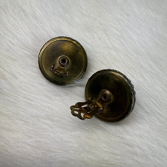 Vintage Tan Wood Circle Round Clip-on Earrings 1" - Picture 5 of 5